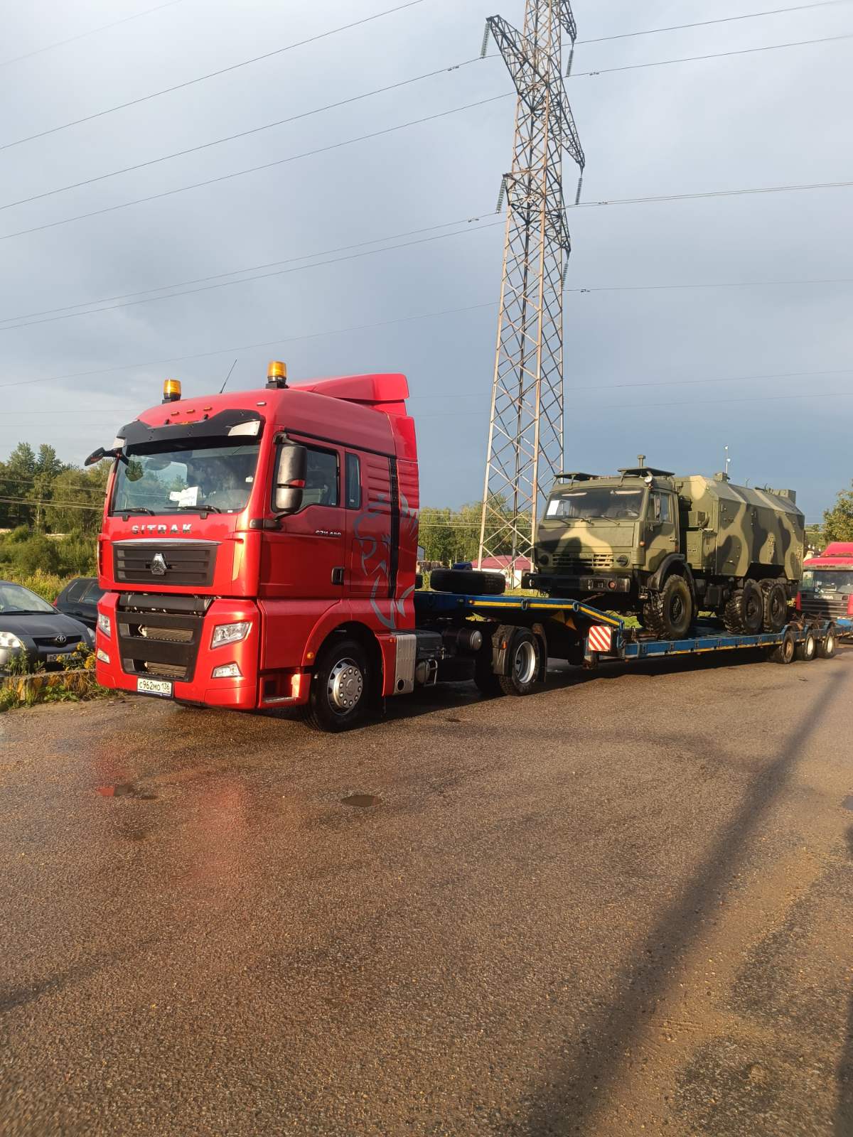 Перевозка военной техники из Воронежа тралом